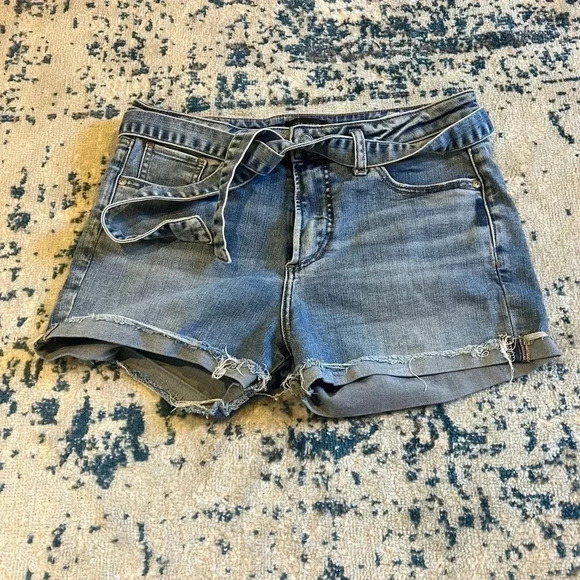 Silver Sure Thing Shorts size 28 high waist medium wash tie belt rolled cuff 3in - Picture 3 of 9